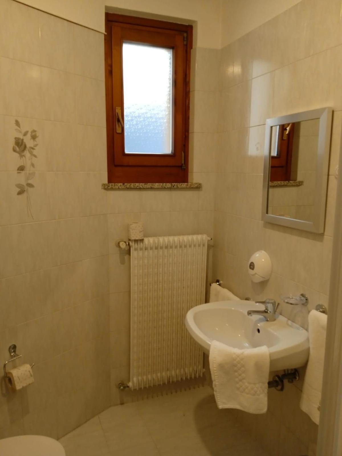 Hotel Brustolon Dont Bagian luar foto